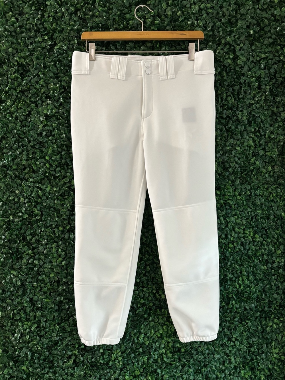 NWOT Sz M Mizuno Women’s White Padded Belted Softball Pants 350150
